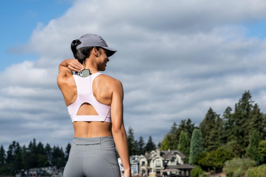 How to Choose the Perfect Sports Bra | Running Warehouse